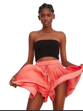 Zara Coral-Pink Pleated Women's Shorts